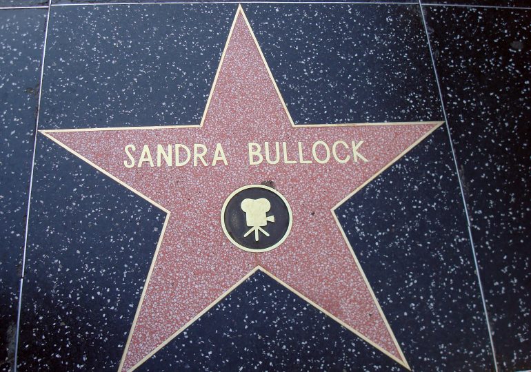 Sandra Bullock zdradza, jak dba o urodę