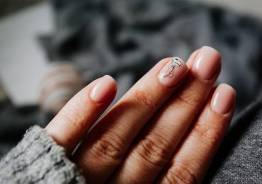 Czy wiesz, że paznokcie mogą wiele powiedzieć na temat stanu Twojego zdrowia?