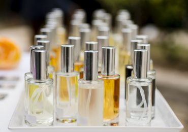 Próbki perfum – doskonały sposób na znalezienie odpowiednich zapachów