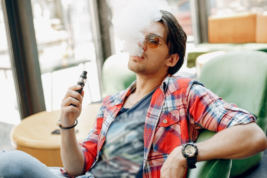 Jak wybrać odpowiedni smak dla twojego e-papierosa: przewodnik po różnorodności premiksów